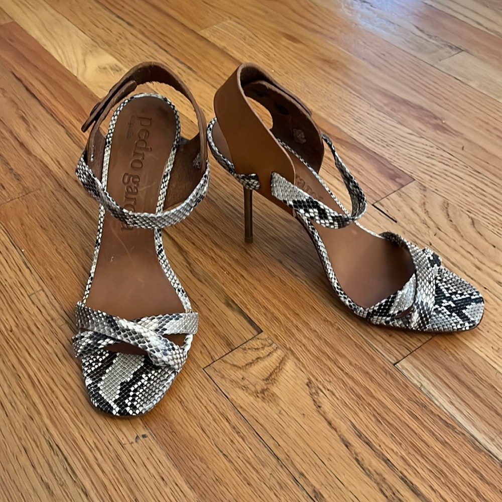 Pedro Garcia heels